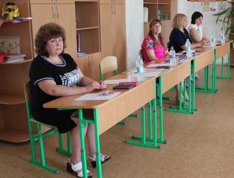 Конкурсний відбор на зайняття вакантних посад директорів  комунальних закладів загальної середньої освіти Роздольської сільської ради